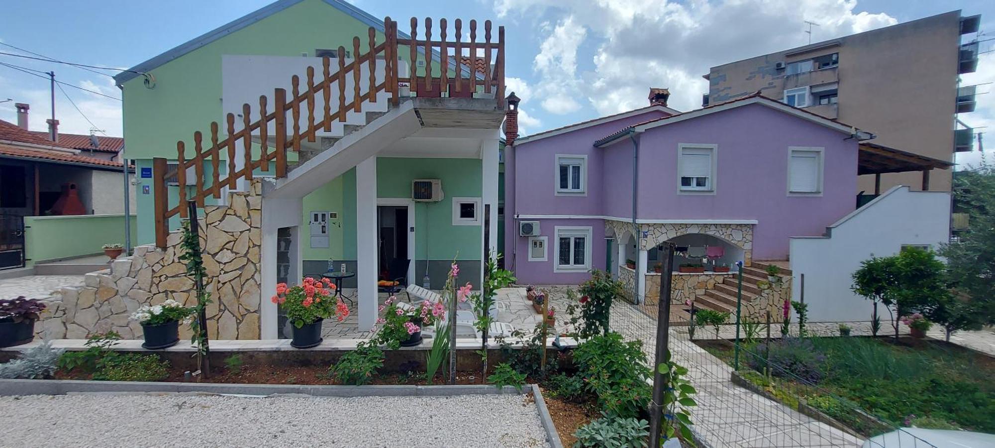 Ema & Sea Apartment'S With Free Private Parking Pula Exterior photo